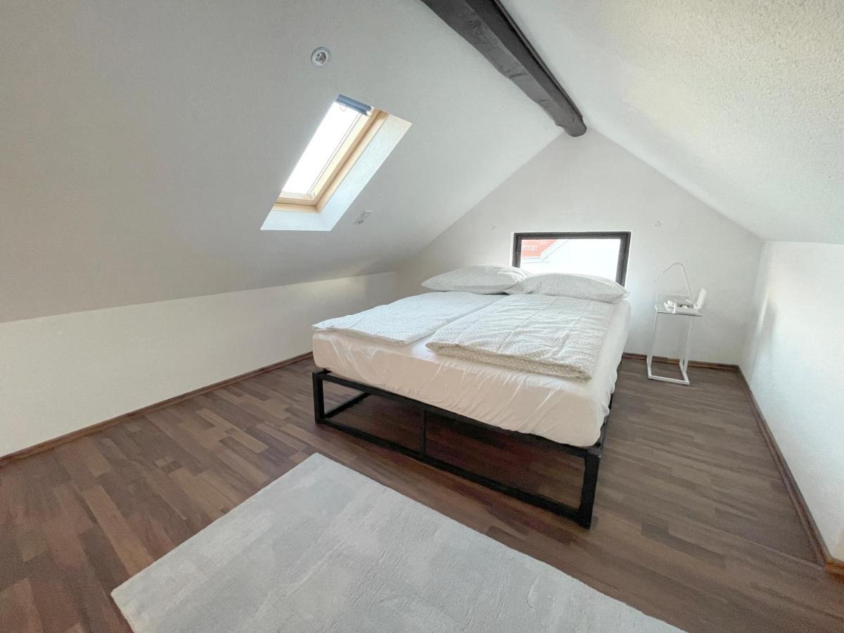 F10 Apartments Ulm Bagian luar foto