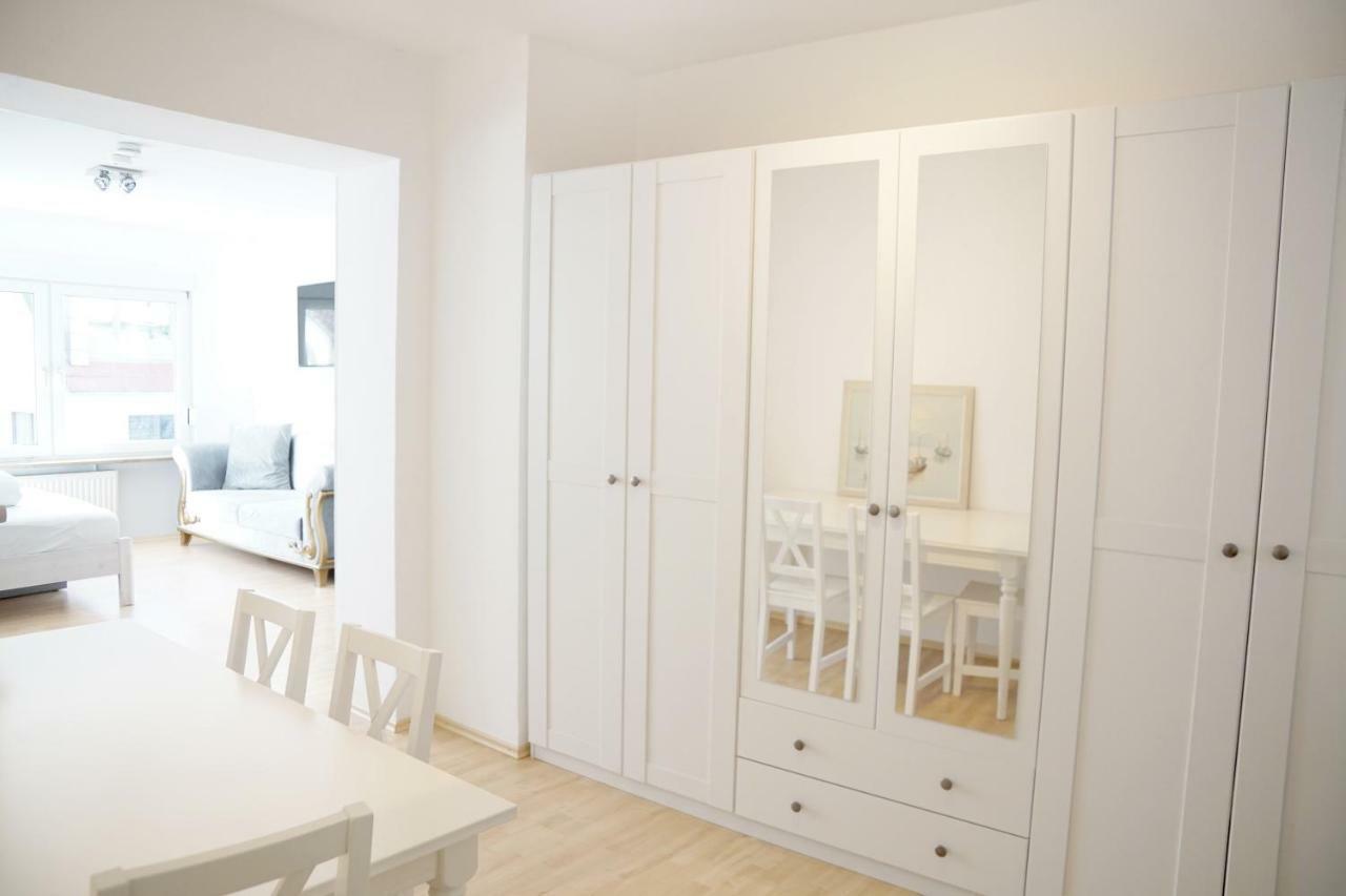F10 Apartments Ulm Bagian luar foto